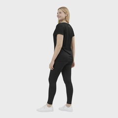 Camiseta Selene Com Microfuros Nas Costas - Feminina - Foto 4