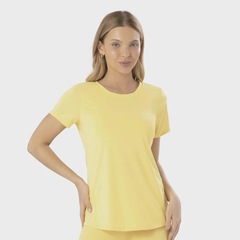 Camiseta Selene Com Microfuros Nas Costas - Feminina - Foto 1