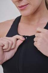 Top Fitness Authen Grit Bossa Ajustável com Zíper - Feminino - Foto 4