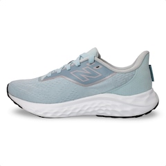 Tênis New Balance Fresh Foam ARISHIV4 - Feminino - Foto 4