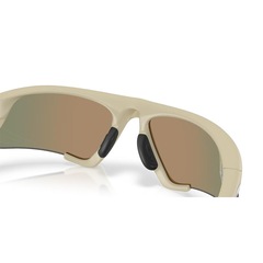 Óculos de Sol Unissex Oakley Suture Jacket Matte Sand Prizm Ruby - Foto 6