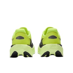 Tênis Feminino New Balance Fuelcell Rebel V5 - Foto 6