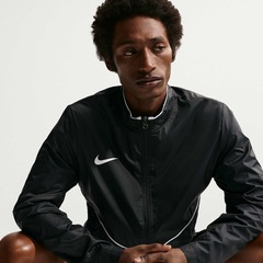 Jaqueta Nike Park26 Rain Masculina - Foto 3