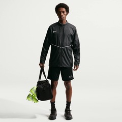 Jaqueta Nike Park26 Rain Masculina - Foto 4
