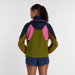 Jaqueta Corta Vento New Balance Packable Rc Feminina - Foto 3