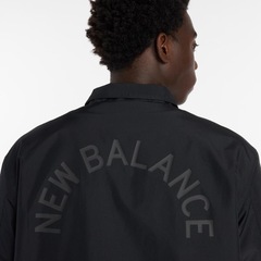 Jaqueta New Balance Lightweight Coaches Masculina - Foto 5