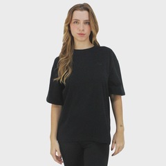 Camiseta New Balance Oversized Small Logo Black - Feminina - Foto 2