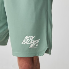 Bermuda New Balance Graphic 9" Masculina - Foto 3