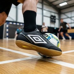 Chuteira de Futsal Adulta Adamant Masterclass Club - Umbro - Foto 7