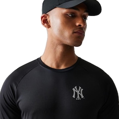 Camiseta New Era MLB New York Yankees New Era Masculina - Foto 8