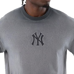 Camiseta New Era Regular  New York Yankees Masculina - Foto 7