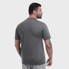 Camiseta Mizuno Basic Big - Masculina - Foto 3