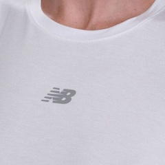 Camiseta New Balance M/C Infinity Jersey - Feminina - Foto 3