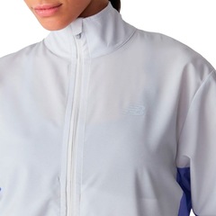 Corta Vento Feminino New Balance Fast Days - Foto 4