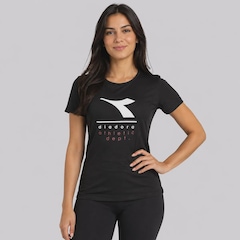 Camiseta Diadora Basic Logo II - Feminina - Foto 1