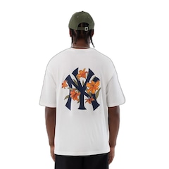 Camiseta New Era Regular  New York Yankees Masculina - Foto 4