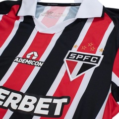 Camiseta do São Paulo Torcedor II 26 New Balance - Masculina - Foto 6