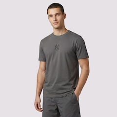 Camiseta New Era New York Yankees Básica - Masculina - Foto 3