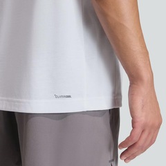 Camiseta Regata adidas Treino Básica - Masculina - Foto 6