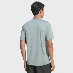 Camiseta adidas Workout Essentials Masculina - Foto 3