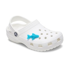 Jibbitz™ Crocs Bala de Goma de Tubarão Único - Foto 2