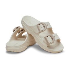 Sandália Unissex Crocs Saturday Enamel Buckle Sandal - Foto 3