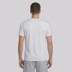 Camiseta Umbro Legacy Field Masculina - Foto 3