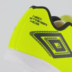 Chuteira de Futsal Infantil Umbro Neo Striker - Foto 6