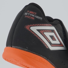 Chuteira de Futsal Infantil Umbro Neo Striker - Foto 6
