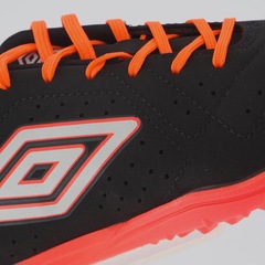 Chuteira de Society Adulta Umbro Neo Striker II - Foto 7