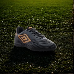 Chuteira Society Adulto Umbro Attak Iii - Foto 8