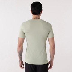 Camiseta New Balance Sport Essentials Masculina - Foto 3