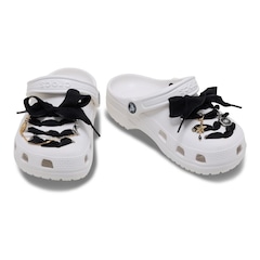 Jibbitz™ Crocs Cadarço e Kit Pingentes Celestiais - Foto 4