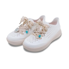 Jibbitz™ Crocs Cadarço e Kit Pingentes - Foto 2