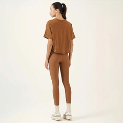 Camiseta Colcci Loose Estampada WT26 - Feminina - Foto 4