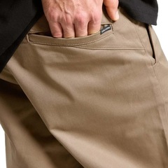 Calça Volcom Frickin Skate Chino Teak - Masculina - Foto 4