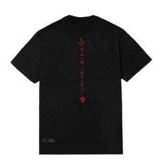 Camiseta MCD Assassins Creed Pipa Realis - Masculina - Foto 2