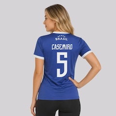 Camisa Brasil Canarinho 5 Casemiro Feminina - Foto 1