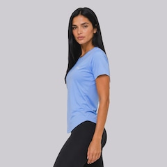 Camiseta Fila Basic Sports III Feminina - Foto 2