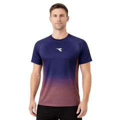 Camiseta Diadora Degradê Small Logo - Masculina - Foto 1