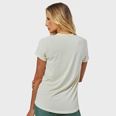 Camiseta Vestem Janice - Feminina - Foto 2