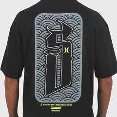 Camiseta Max Fit Hurley x Shibuya Logo Escama Black - Masculina - Foto 4