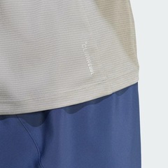 Camiseta adidas Corrida Essentials - Masculina - Foto 6
