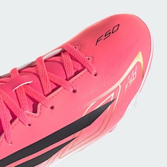 Chuteira de Campo Infantil adidas F50 Hyperfast Club - Foto 9