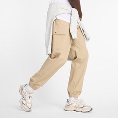 Calça New Balance Icon Twill Cargo Masculina - Foto 7