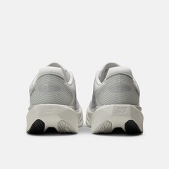 Tênis Masculino New Balance Fuelcell Rebel V5 - Foto 8