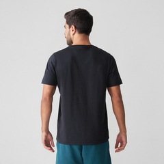 Camiseta New Balance Miler Masculina - Foto 2