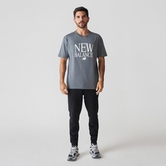 Camiseta New Balance Reimagined Graphic Masculina - Foto 3