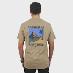 Camiseta Billabong Post Cards I Brown - Masculina - Foto 2