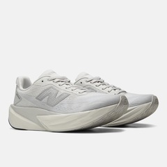 Tênis Feminino New Balance Fuelcell Rebel V5 - Foto 4